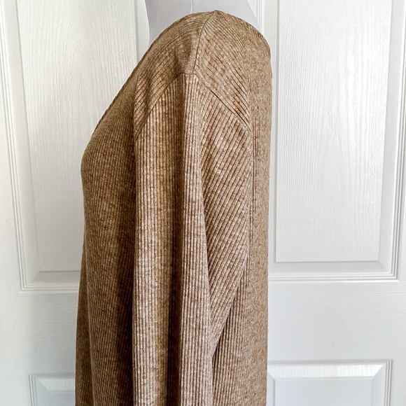 NWT Forever 21 Plus Oatmeal Tan Ribbed Soft V Neck Button Down Dress Sz 3X - Picture 5 of 12